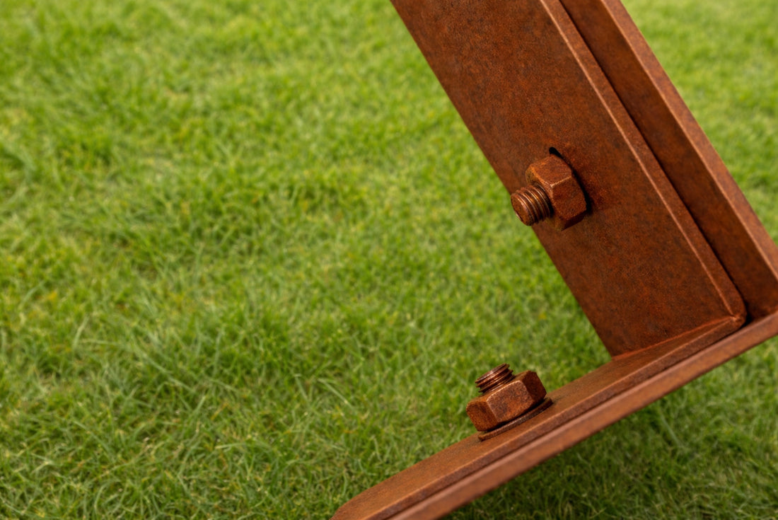 Vinkel beslag til saml selv bed i corten stål